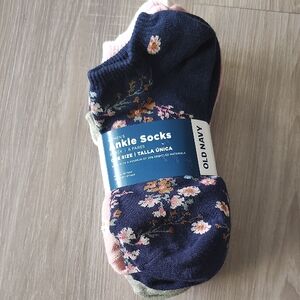 Old Navy Floral Ankle Socks - Navy and Pink